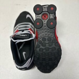 Men’s nike tennis shoes